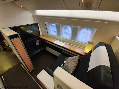 LX180 ZRH-BKK LX180 ZRH-BKK