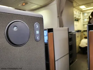 LX180 B773 First Class