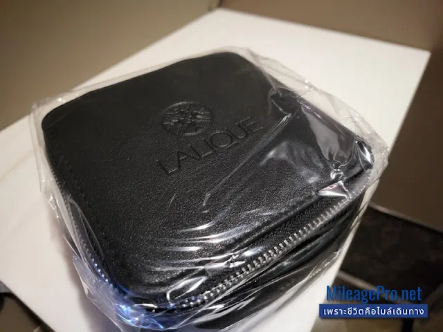 Singapore Airlines First Class LALIQUE Singapore Airlines First Class LALIQUE